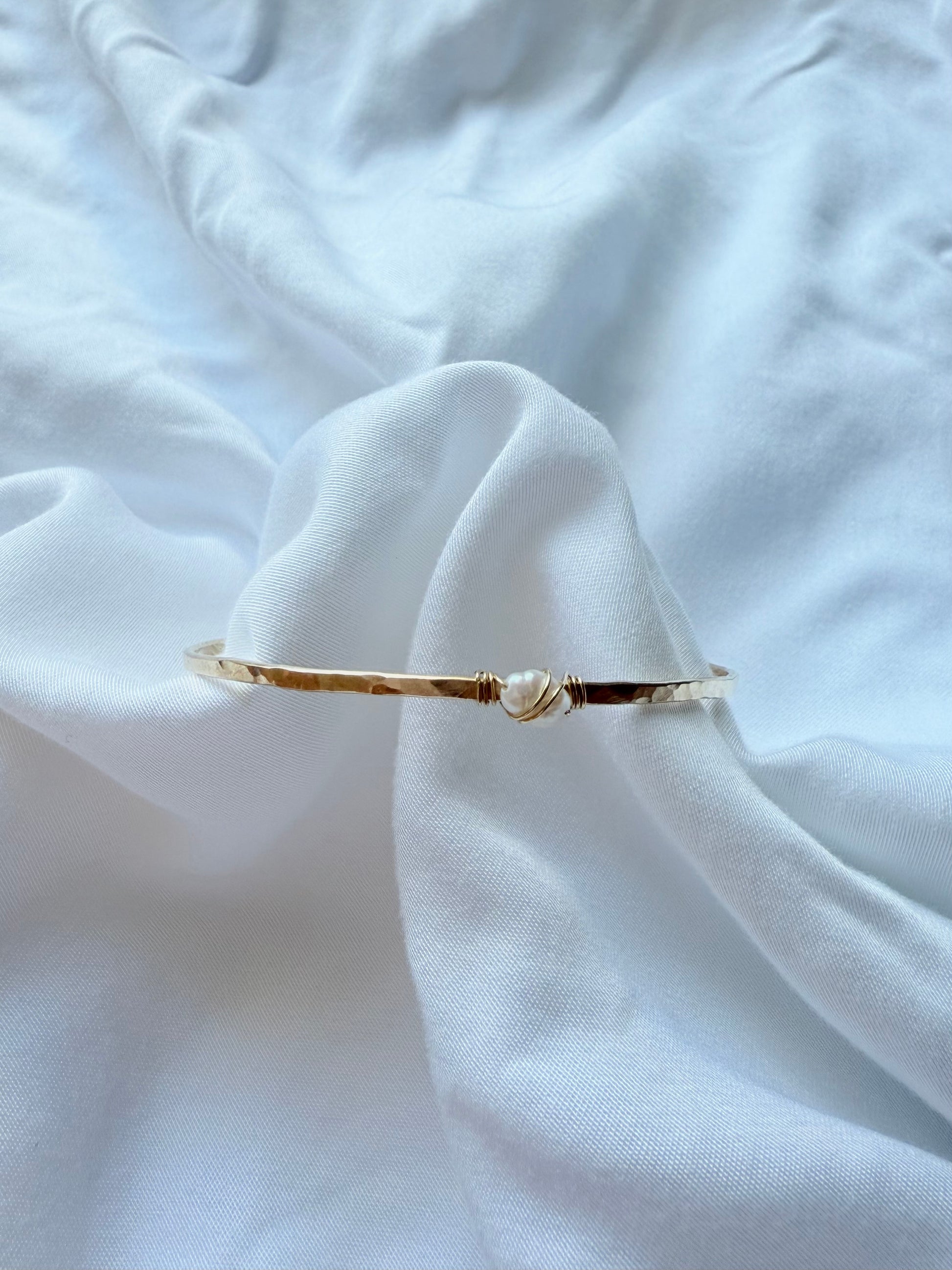 LOLA BRACELET