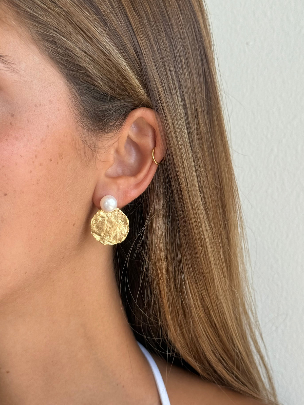 EFRATELLA GOLD EARRINGS
