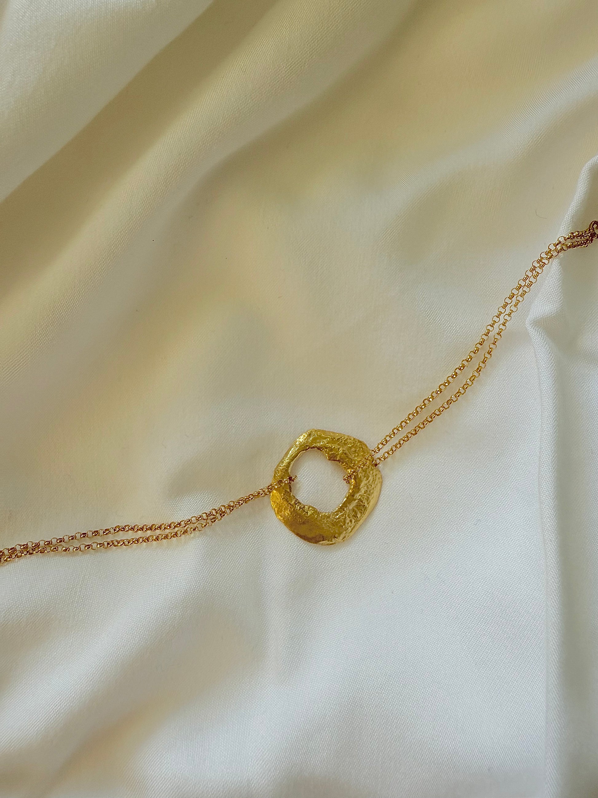 NUMA GOLD BRACELET