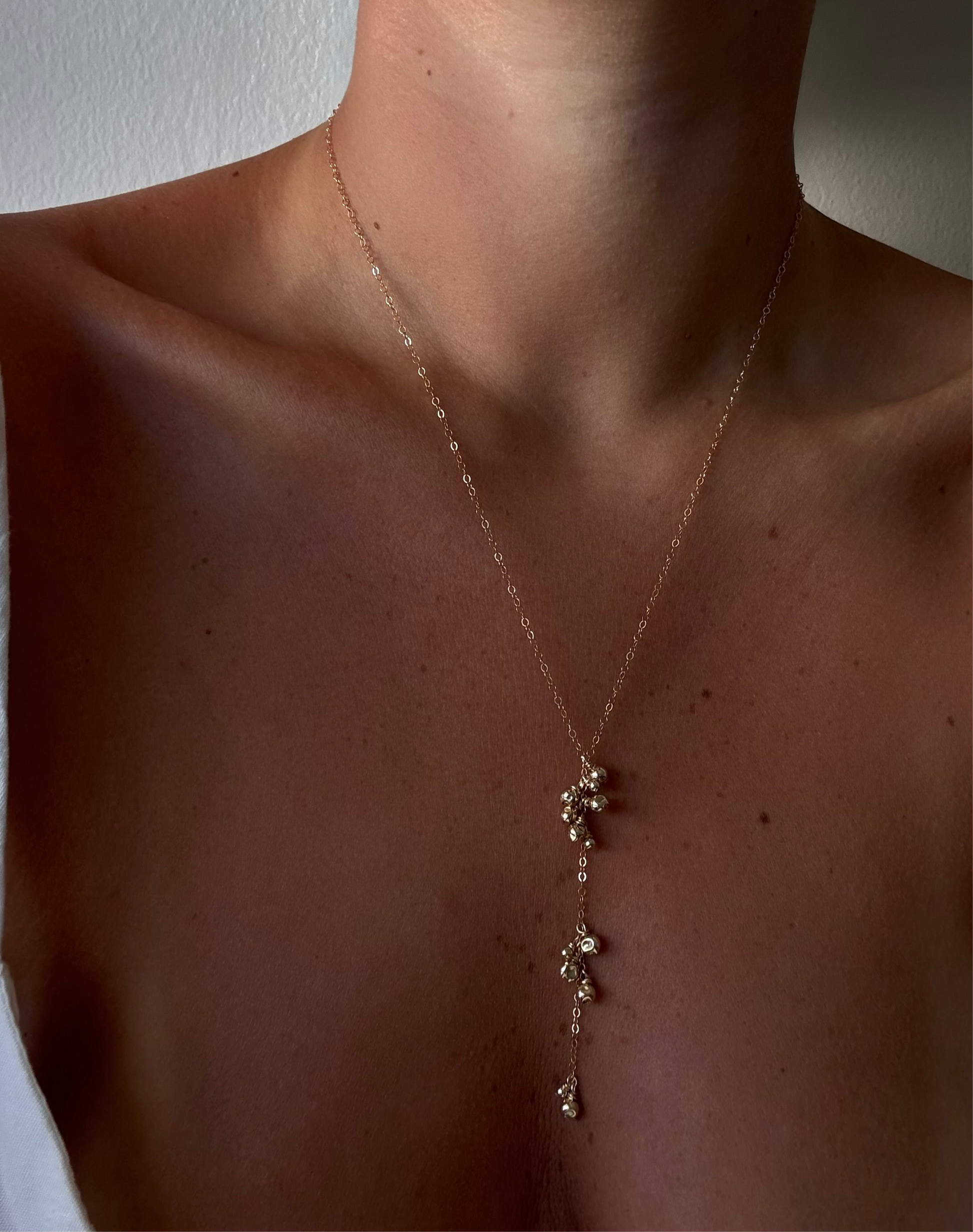SHIRA NECKLACE