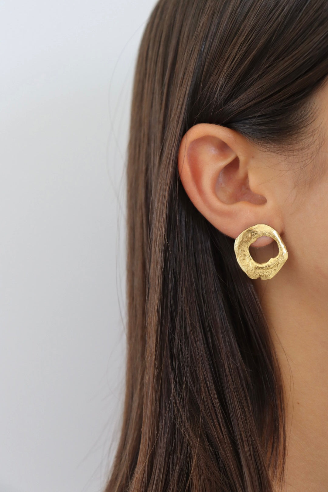 NUMA GOLD EARRINGS