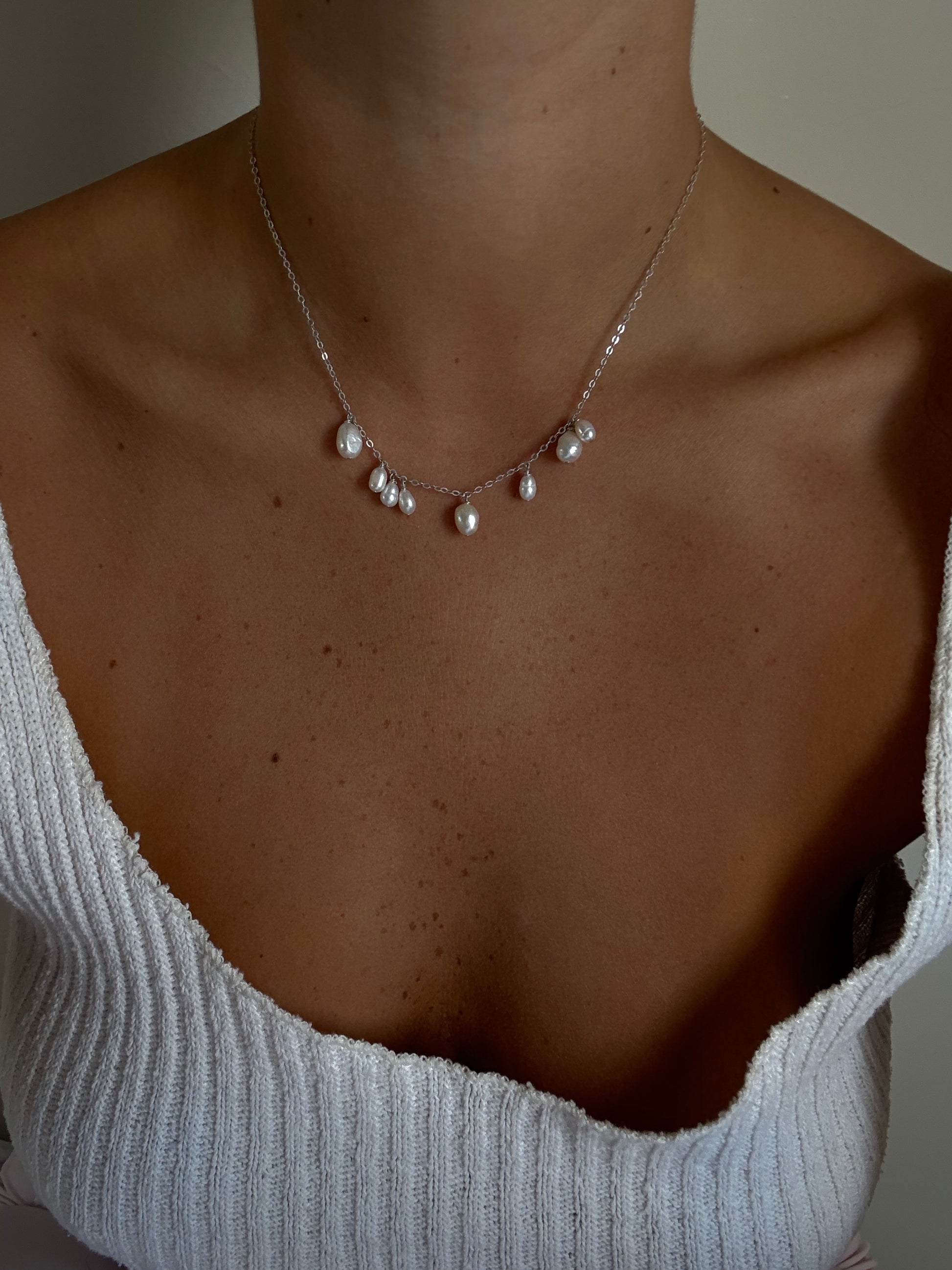 ALAYA SILVER NECKLACE