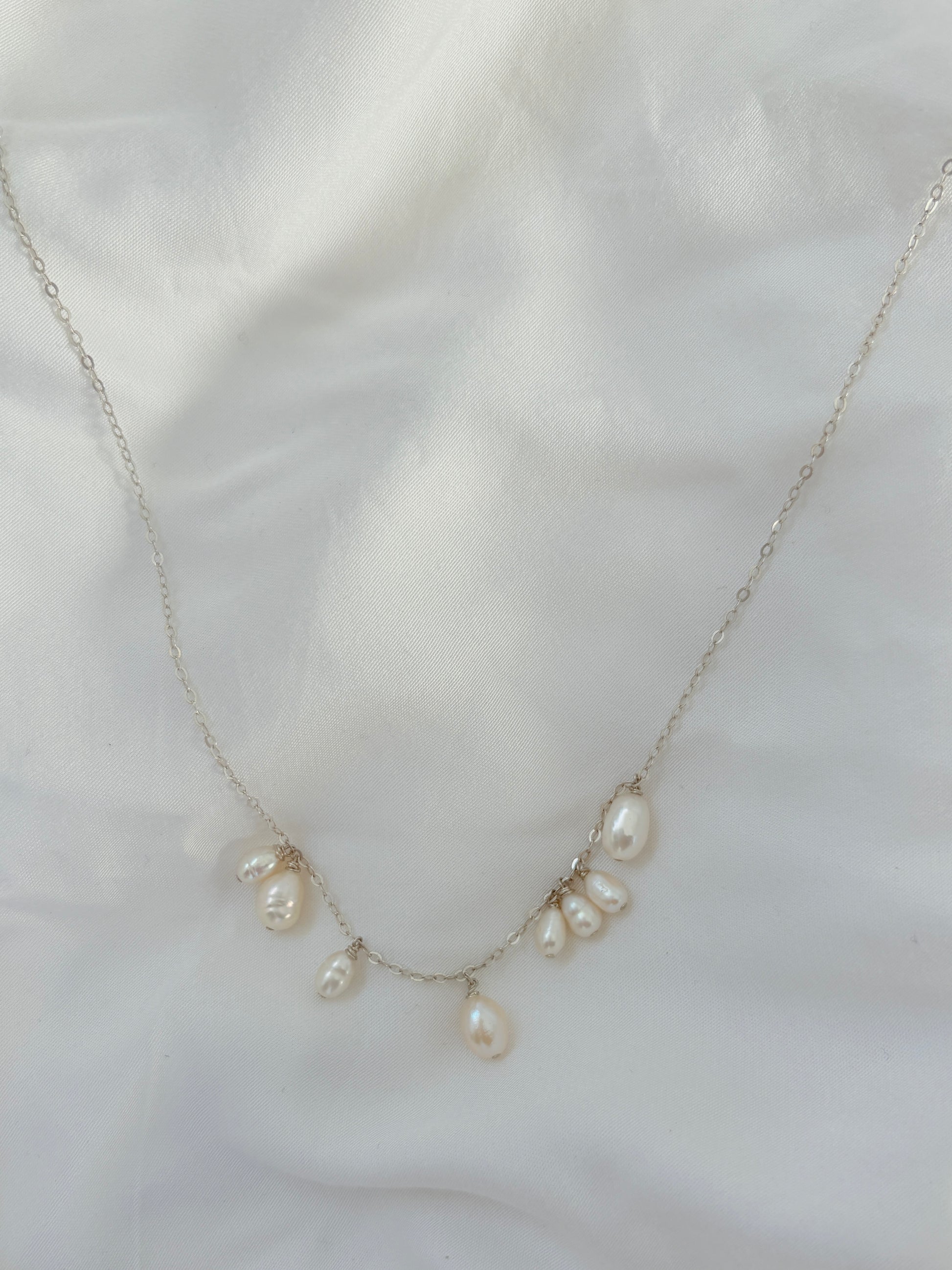 ALAYA SILVER NECKLACE
