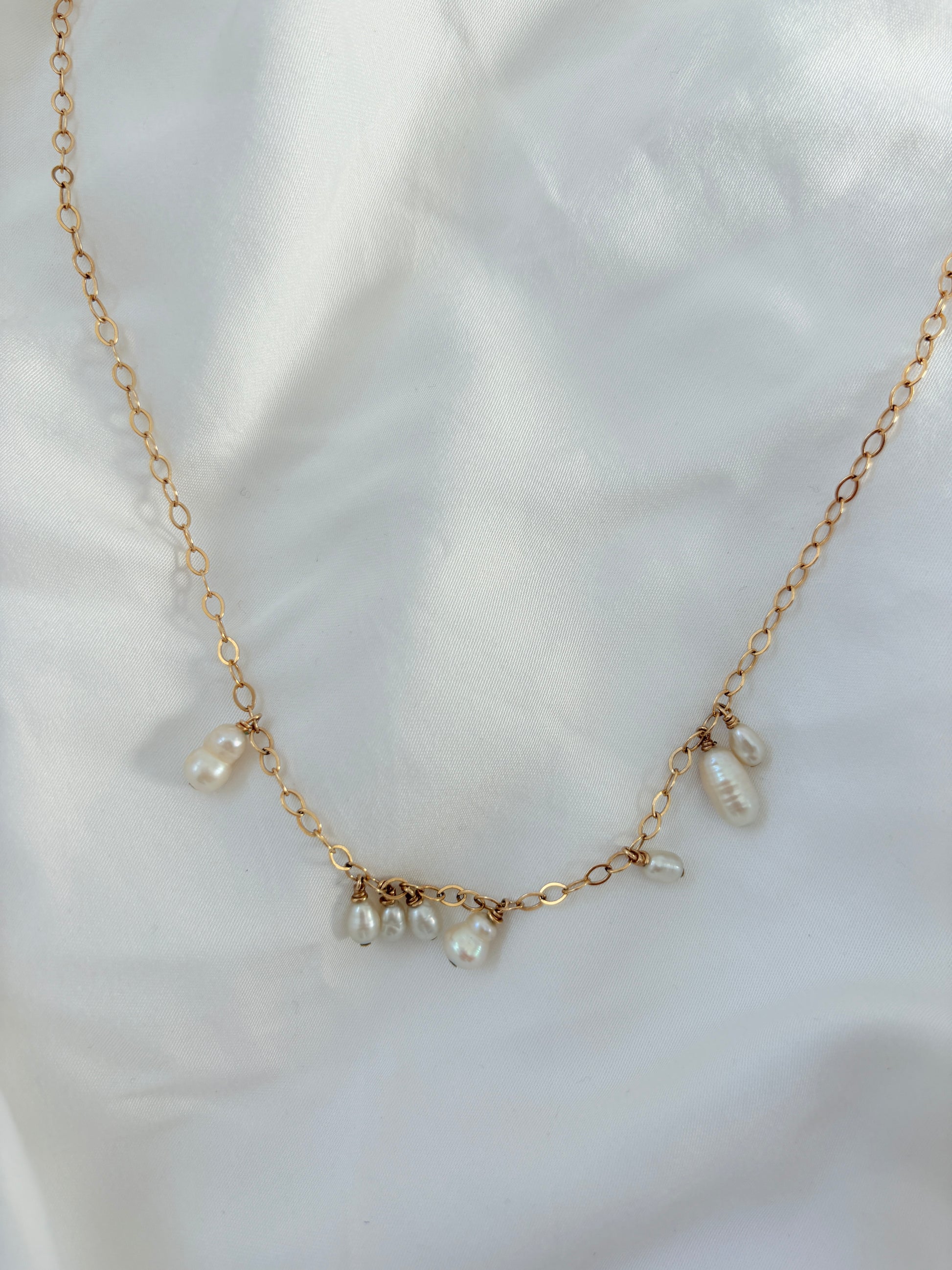ALAYA GOLD NECKLACE