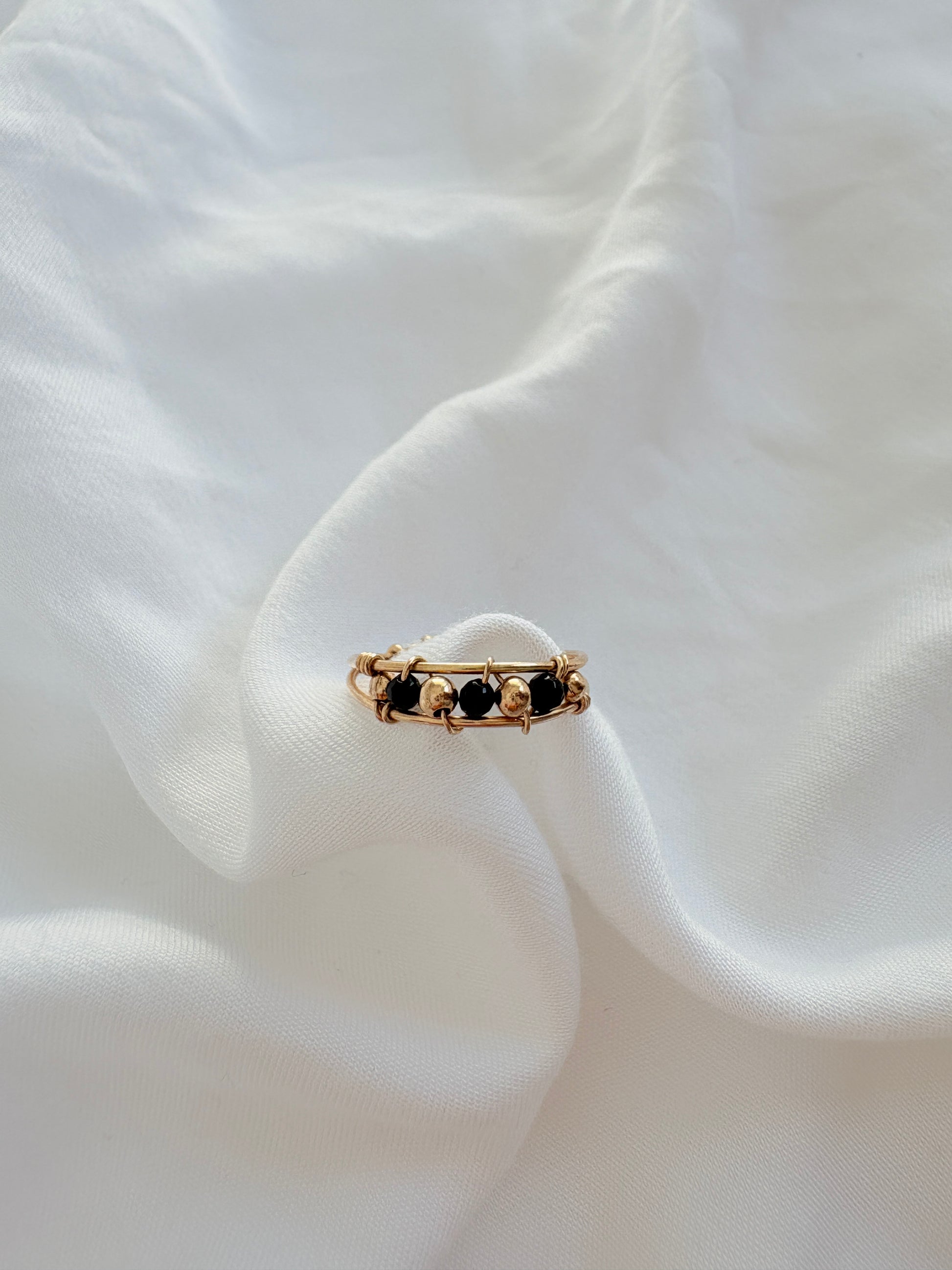 LORA ONYX RING