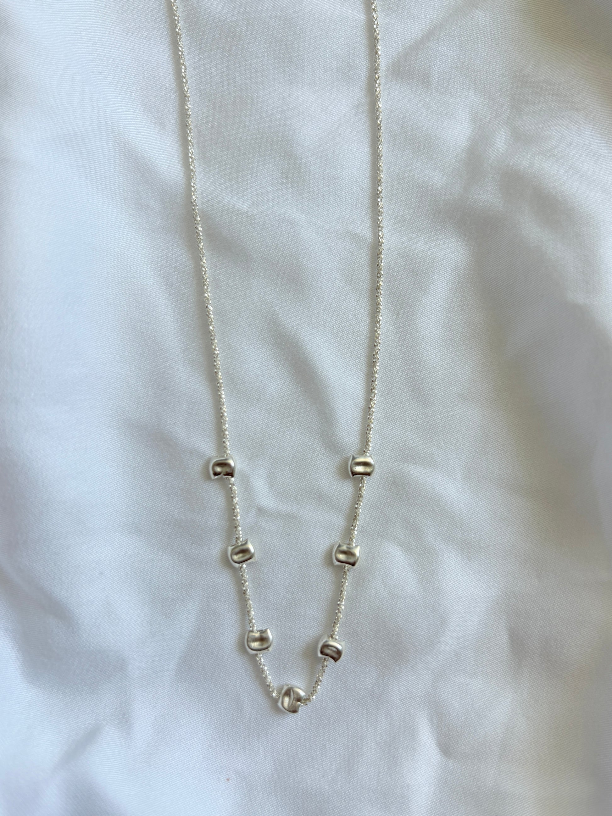 NOLA SILVER NECKLACE